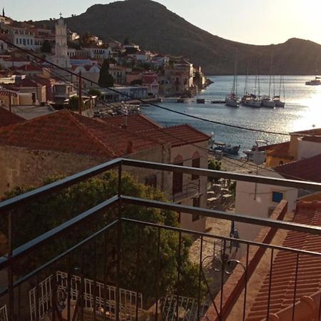 Occasus Room Chalki Town Bagian luar foto