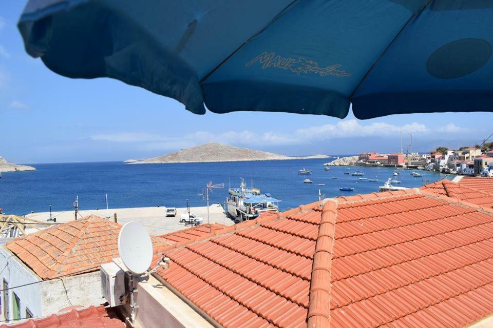 Occasus Room Chalki Town Bagian luar foto